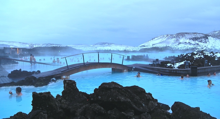 Возникновение курорта Голубой лагуны в Исландии