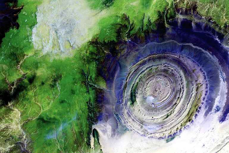 Описание космического ландшафта структуры Ришат в Мавритании