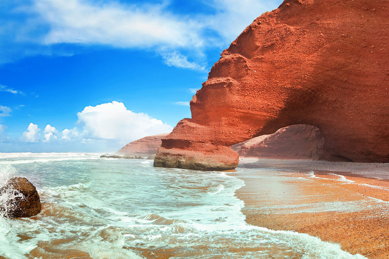 Почему туристы так хотят попасть на пляж Легзира в Марокко