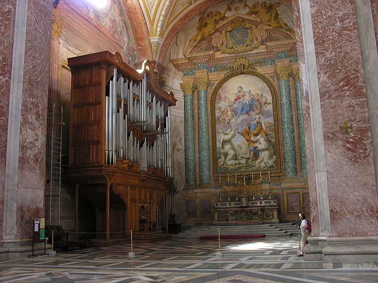 Внутреннее убранство часовни Santa Maria degli Angeli