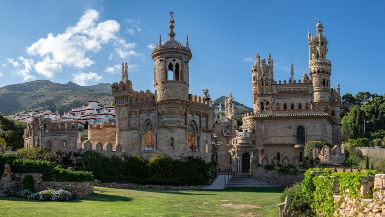 Замок Castillo De Colomares в Испании