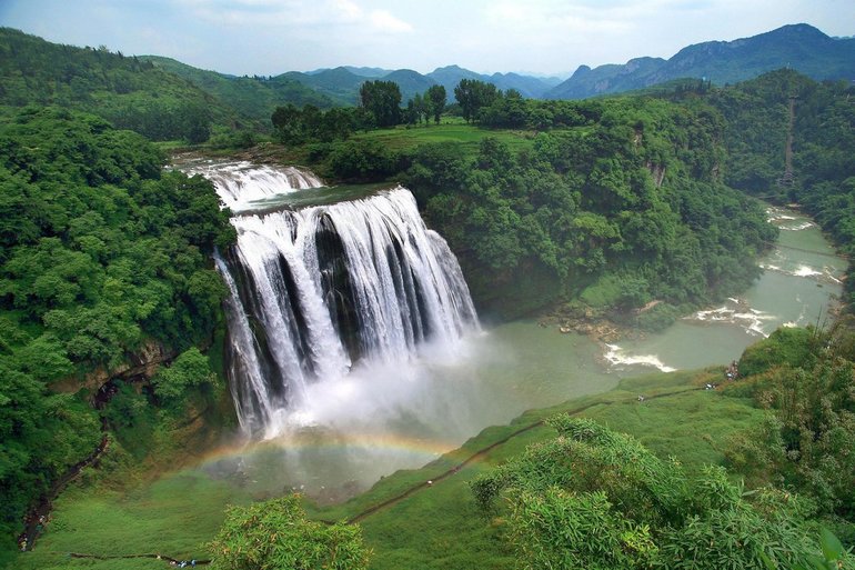 Водопад Хуан-Го-Шоу, расположенный в Китае
